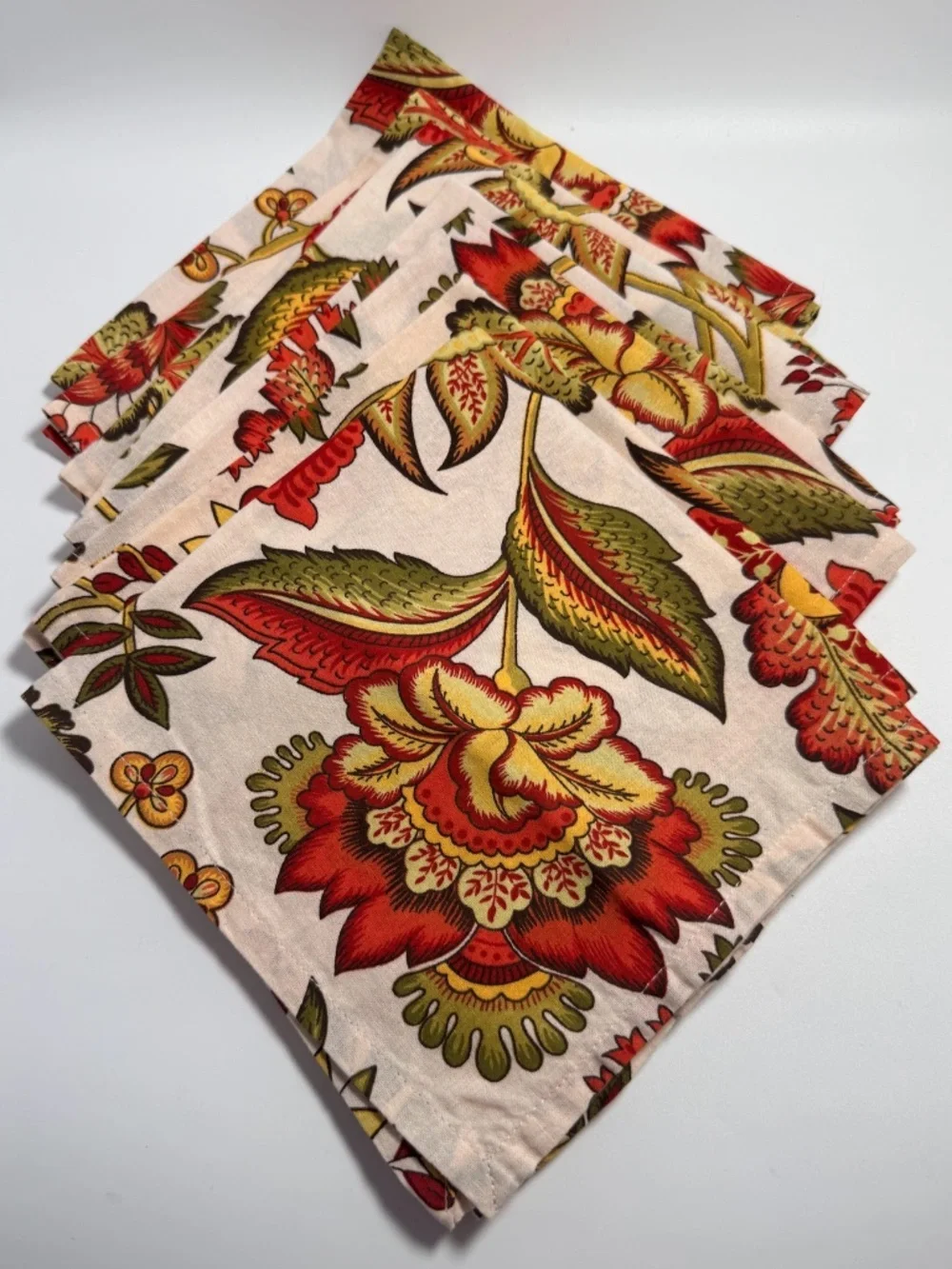 7 APRIL CORNELL Jacobean Floral 100% Cotton Dinner 15 x 16 Napkins NEW